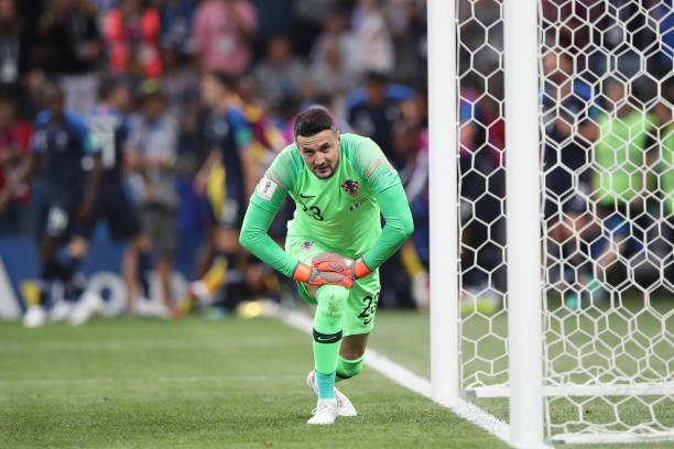 但他们也深 但他们也深